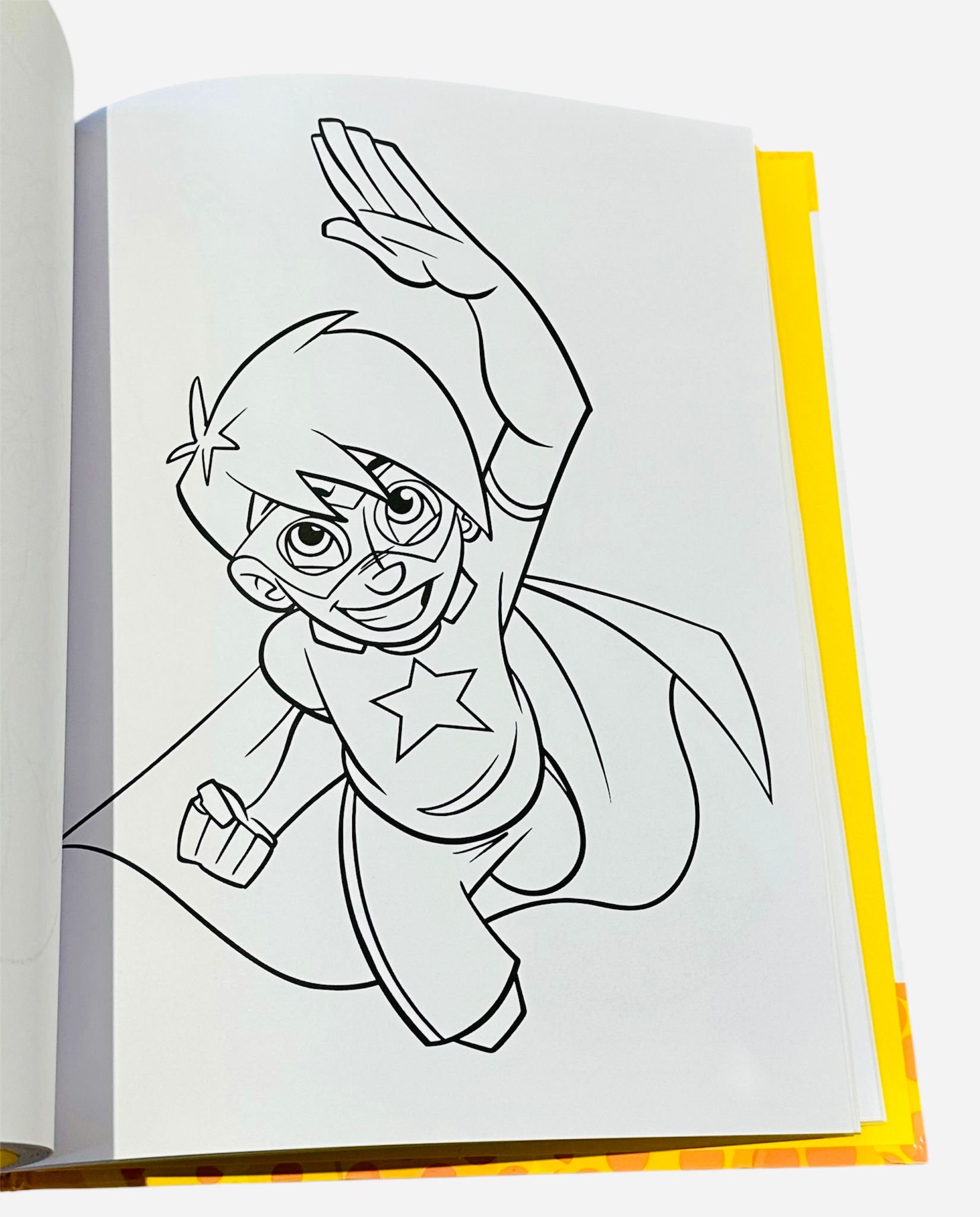 Libri antistress da colorare - Colora i supereroi - immagine 2