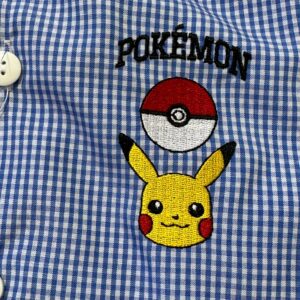 Alternative view of Grembiule per l'asilo o la scuola di Pikachu
