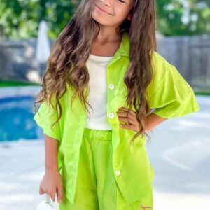 Completo ragazza 3 pezzi con pantaloncini e bottoni a fiore